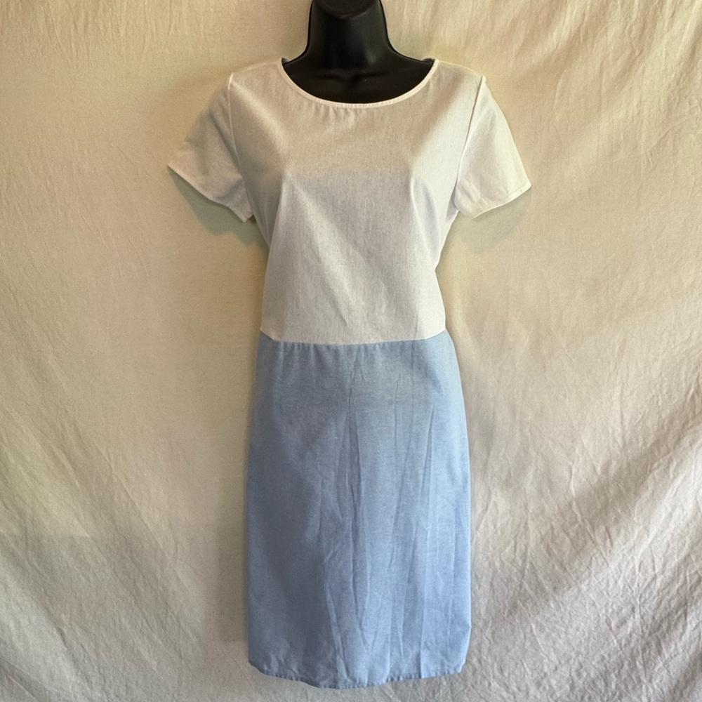 F-56 Stevie Hender White & Blue Short Sleeve MIDI Dress Size M